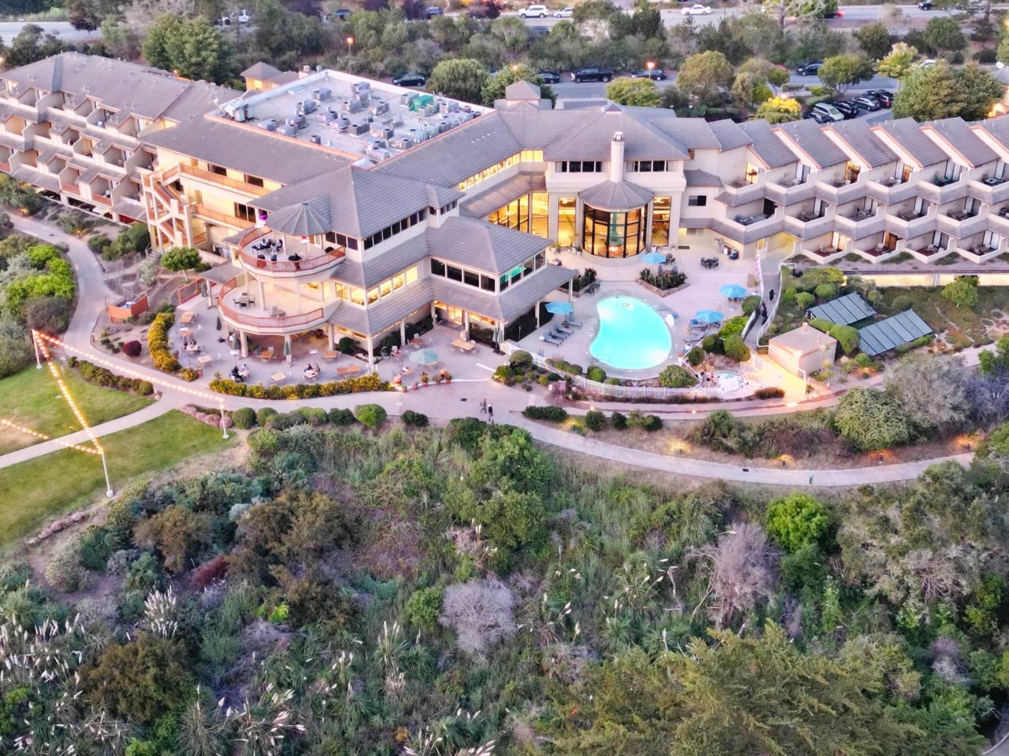 Royal - Ocean View - Heated Pools - Seascape's 1 Bedroom - 3 Beds - End Unit Aptos