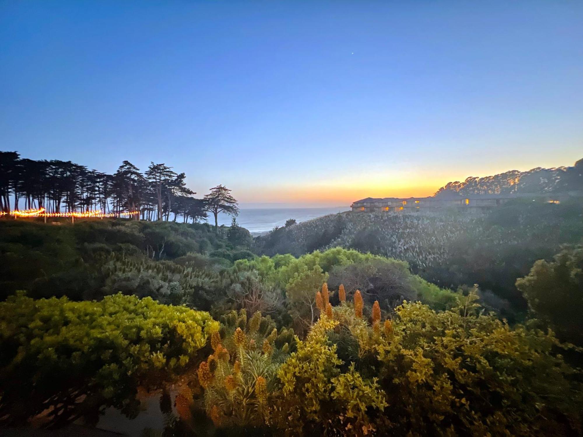 Royal - Ocean View - Heated Pools - Seascape's 1 Bedroom - 3 Beds - End Unit