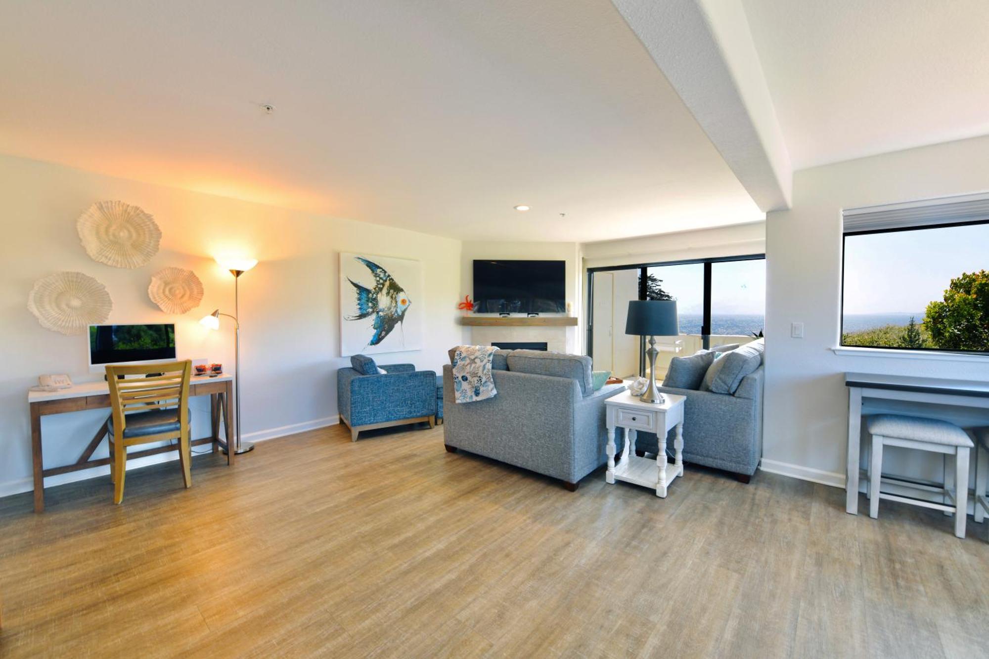 Apartment Royal - Ocean View - Heated Pools - Seascape's 1 Bedroom - 3 Beds - End Unit Aptos