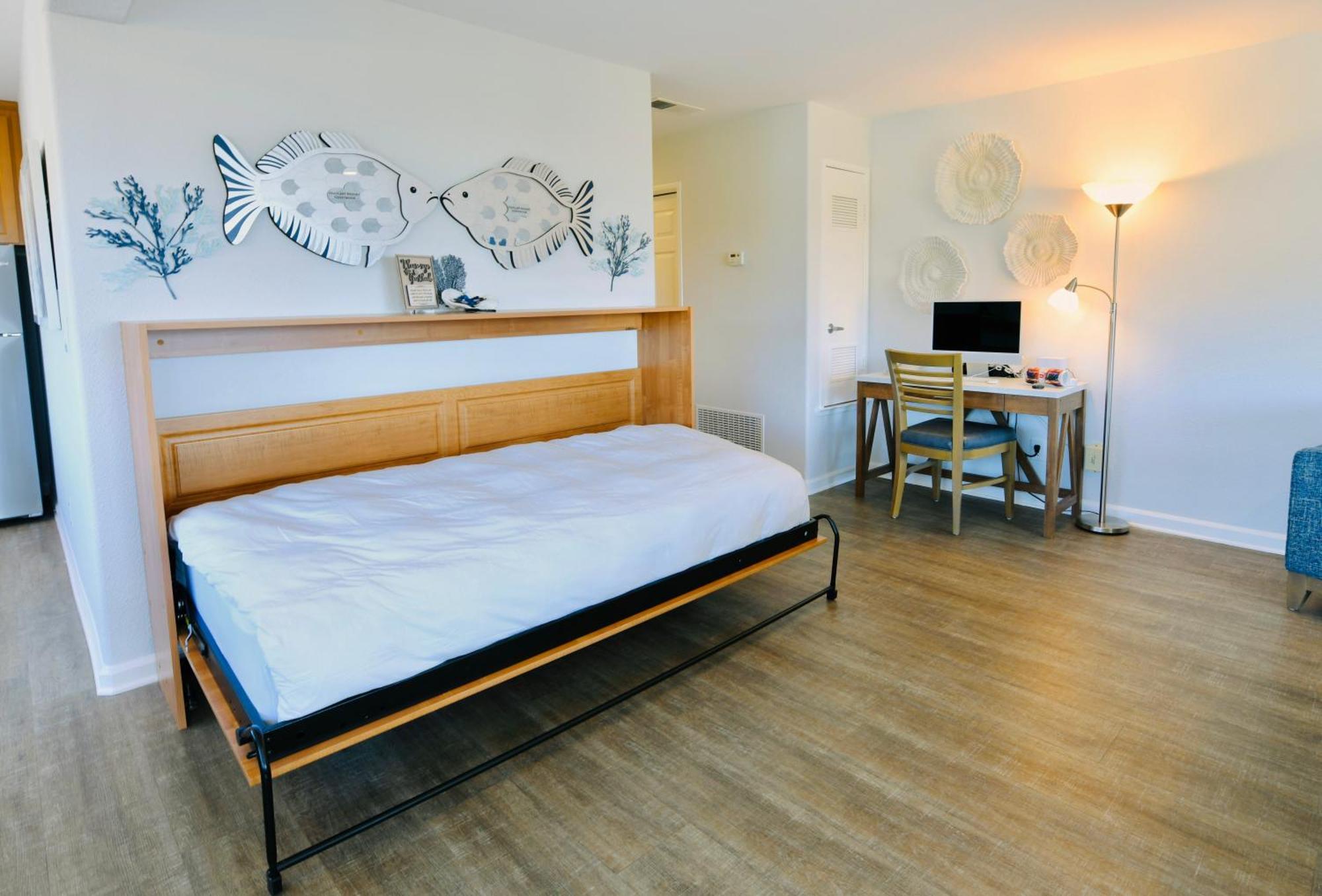 Royal - Ocean View - Heated Pools - Seascape's 1 Bedroom - 3 Beds - End Unit